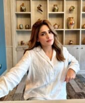 Alicia +971525391434